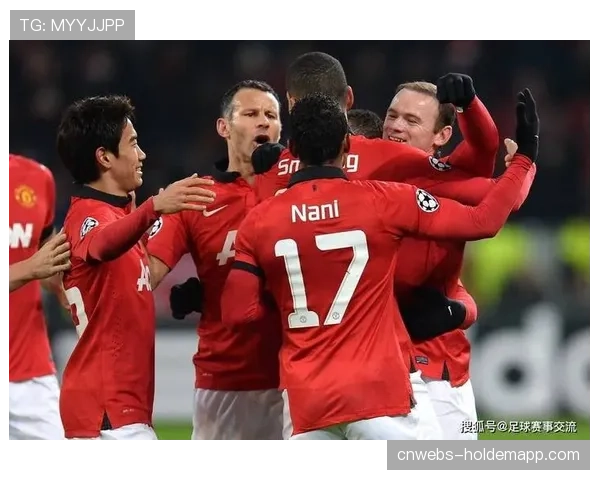 半场：霍芬海姆1-1弗赖堡，双方共完成超过300次传球，比赛节奏极快